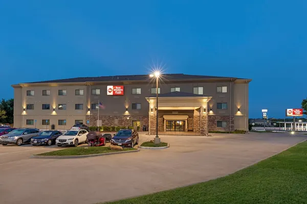 Photo 1 - Best Western Plus Red River Inn