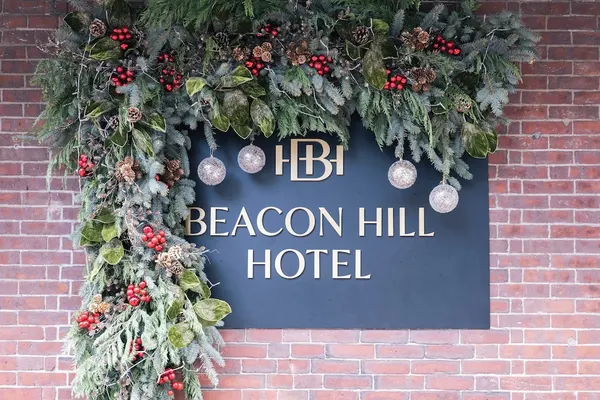 Photo 1 - Beacon Hill Hotel