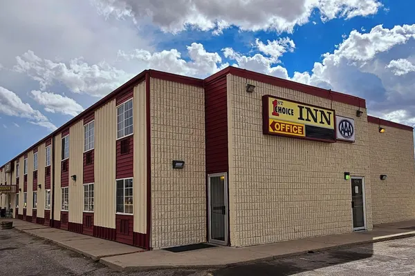 Photo 1 - 1st Choice Inn Rawlins