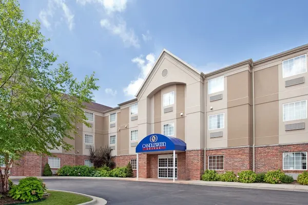 Photo 1 - Candlewood Suites St Robert, an IHG Hotel