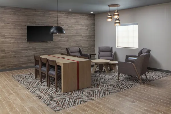 Photo 1 - Candlewood Suites St Robert by IHG