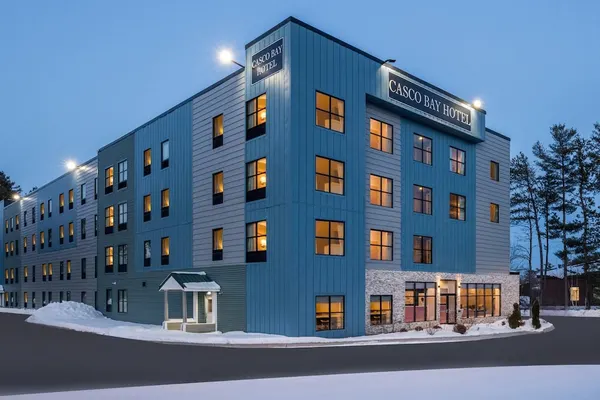 Photo 1 - Casco Bay Hotel Portland Airport - Maine Mall, Ascend Hotel Collection