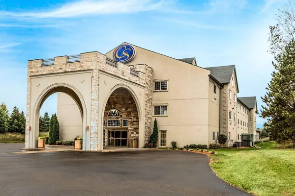 Photo 1 - Comfort Suites at Par 4 Resort