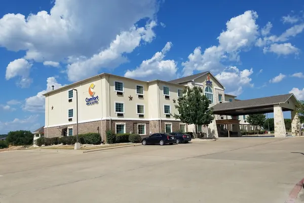 Photo 1 - Comfort Inn & Suites Gatesville