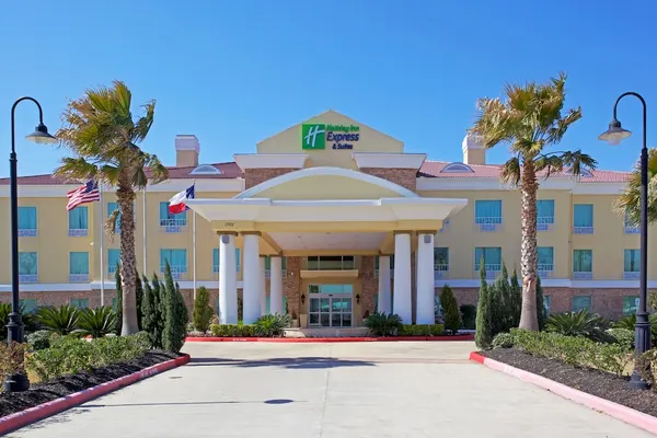 Photo 1 - Holiday Inn Express Hotel & Suites Pearland, an IHG Hotel