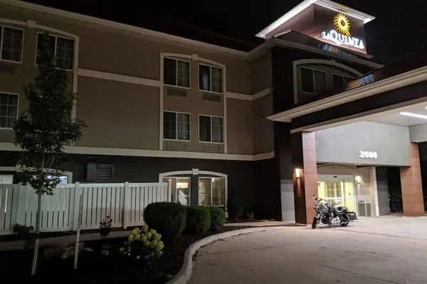 Photo 1 - La Quinta Inn & Suites by Wyndham North Platte