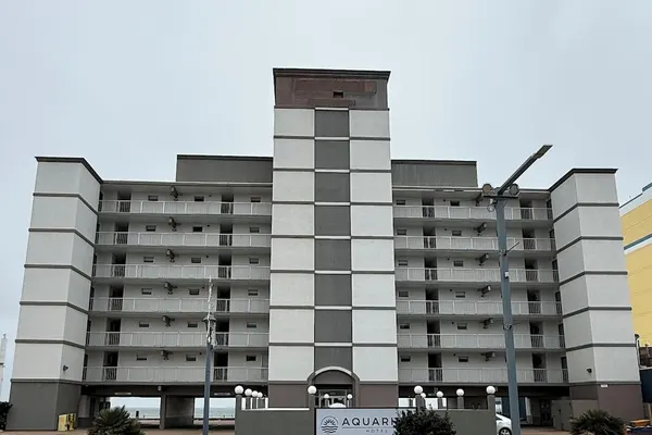 Photo 1 - Aquarius Hotel