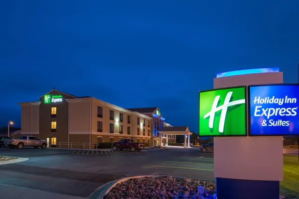 Photo 1 - Holiday Inn Express Hotel & Suites Douglas by IHG