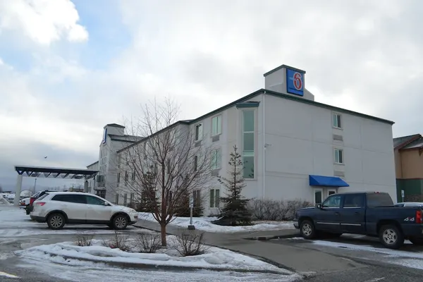 Photo 1 - Motel 6 Anchorage, AK - Midtown