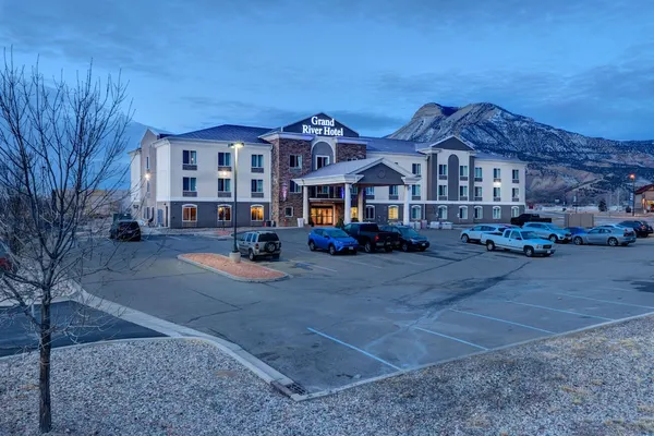 Photo 1 - Grand River Hotel