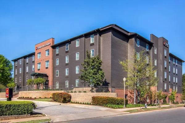 Photo 1 - Clarion Inn & Suites Atlanta Downtown
