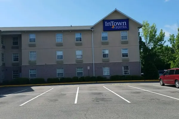 Photo 1 - InTown Suites Extended Stay Chesapeake VA - Battlefield Blvd