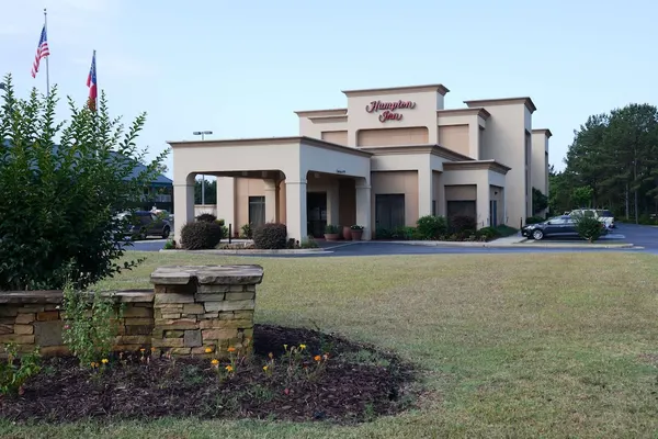 Photo 1 - Hampton Inn Americus