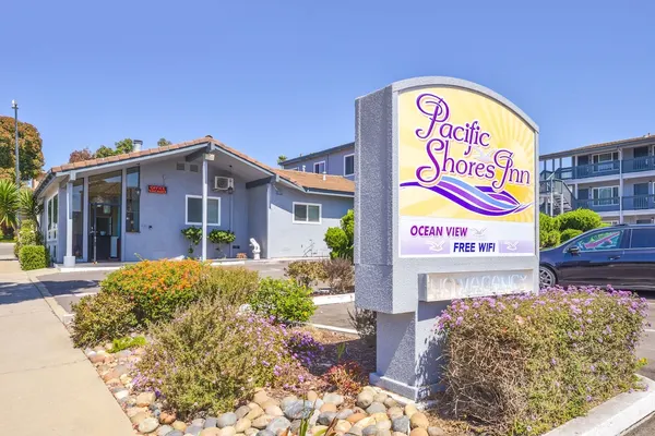 Photo 1 - Pacific Shores Inn