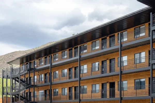 Photo 1 - Travelodge by Wyndham Gardiner Yellowstone Park North