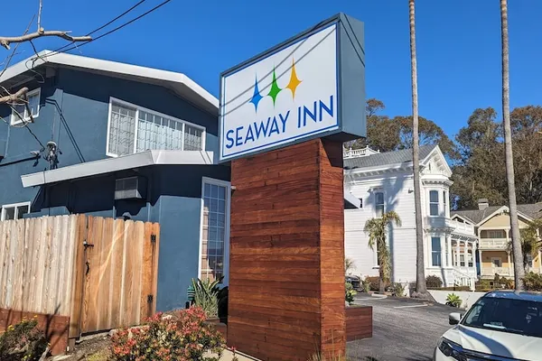 Photo 1 - Seaway Inn