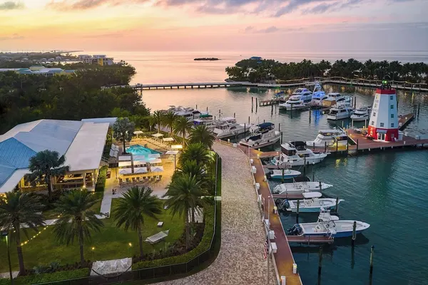 Photo 1 - Faro Blanco Resort & Yacht Club Marathon, Curio by Hilton