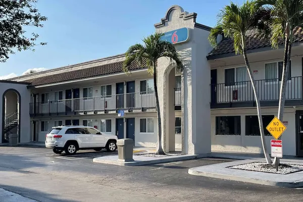 Photo 1 - Motel 6 Riviera Beach, FL