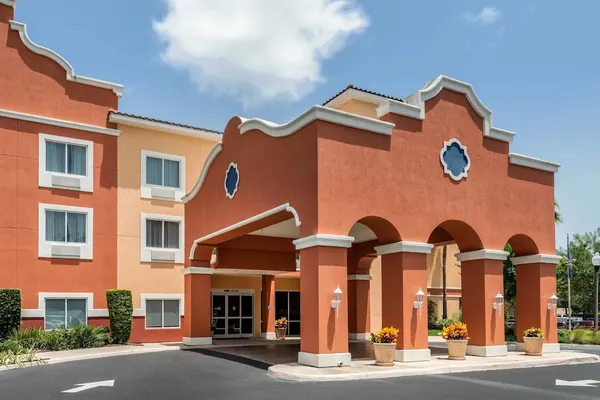 Photo 1 - Comfort Suites Lady Lake - The Villages