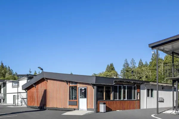 Photo 1 - Motel 6 – Aberdeen, WA