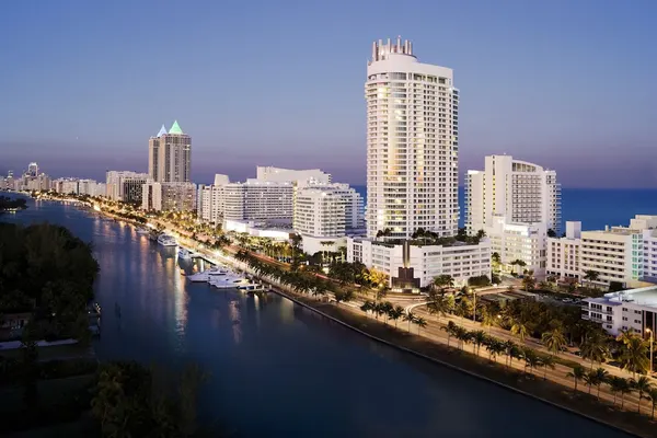 Photo 1 - Fontainebleau Miami Beach