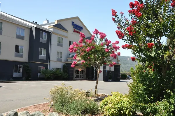 Photo 1 - Fairfield Inn & Suites by Marriott Ukiah - Mendocino County