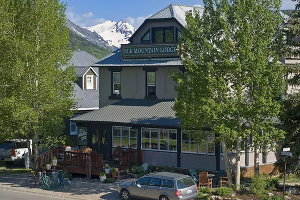 Photo 1 - Elk Mountain Lodge