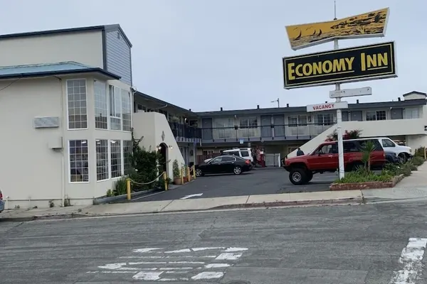 Photo 1 - Economy Inn Monterey