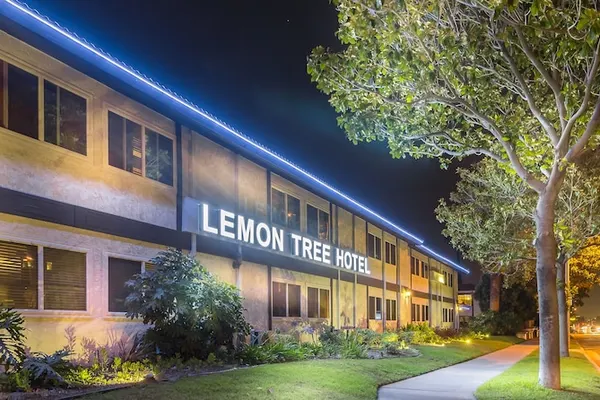 Photo 1 - Lemon Tree Hotel & Suites Anaheim