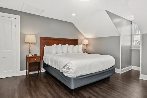 Photo 1 - Captain Wohlt Inn Bed & Breakfast