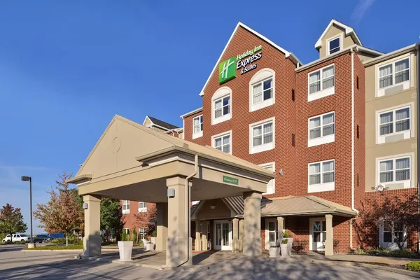 Photo 1 - Holiday Inn Express St. Louis West - O'Fallon, an IHG Hotel