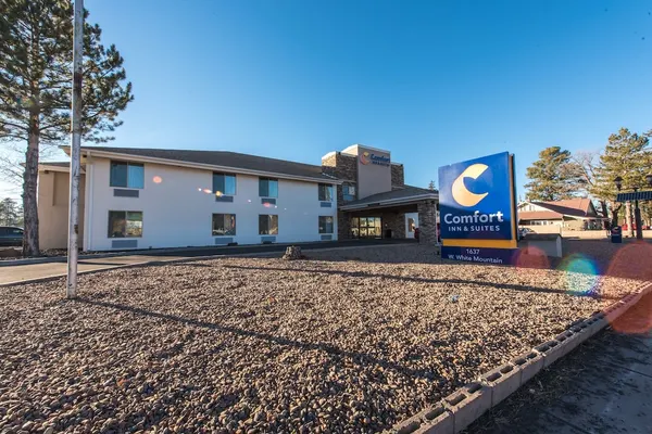 Photo 1 - Comfort Inn & Suites Pinetop Show Low