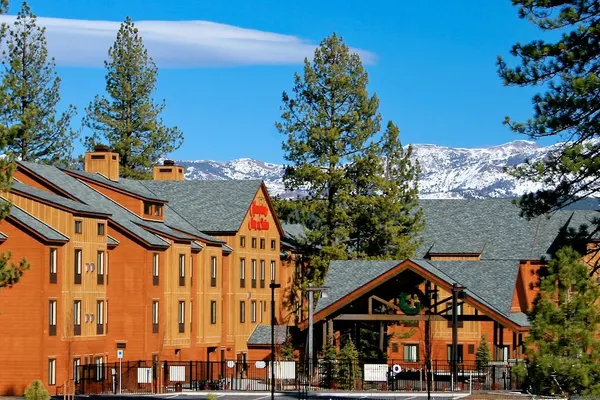 Photo 1 - Hampton Inn & Suites Tahoe-Truckee