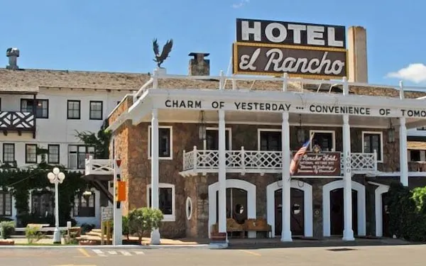 Photo 1 - Hotel El Rancho