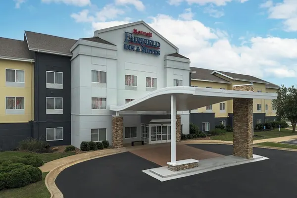 Photo 1 - Fairfield Inn & Suites by Marriott Rogers
