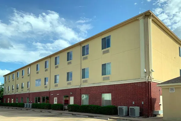 Photo 1 - Comfort Suites Texas Ave.