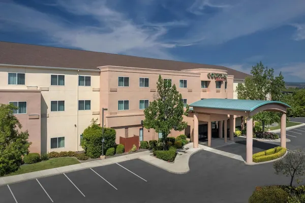 Photo 1 - Courtyard by Marriott Chico