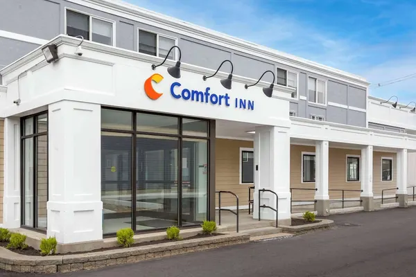 Photo 1 - Comfort Inn Hyannis - Cape Cod