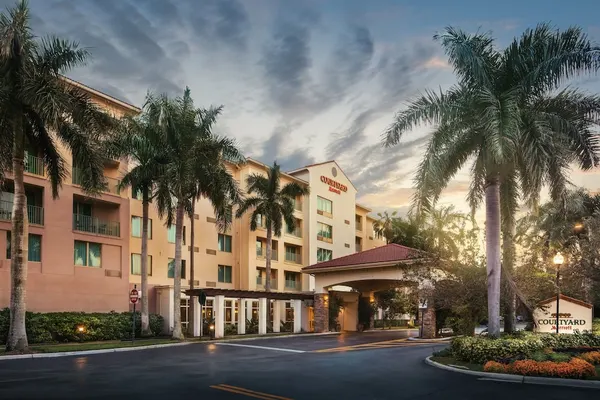 Photo 1 - Courtyard by Marriott Fort Lauderdale SW/Miramar