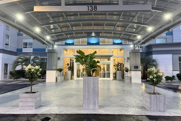 Photo 1 - DoubleTree by Hilton Brunswick