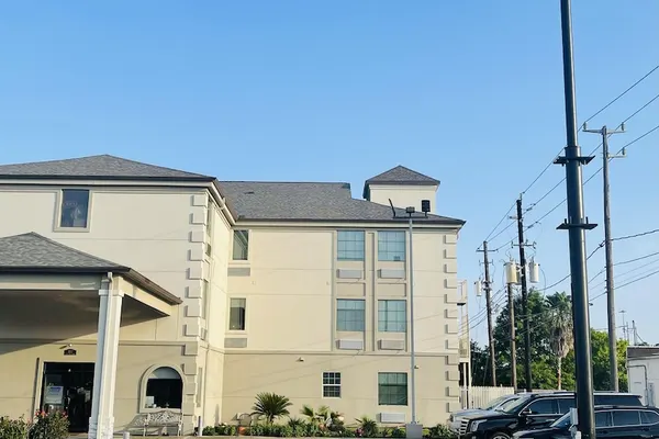 Photo 1 - Americas Best Value Inn La Porte