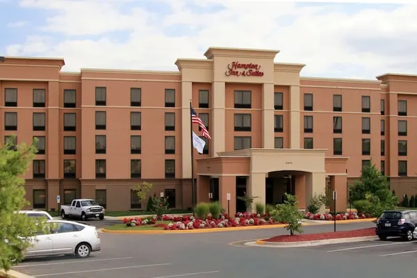 Photo 1 - Hampton Inn & Suites Fredericksburg South