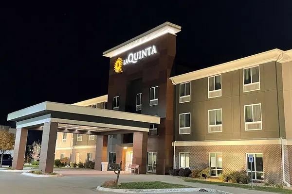 Photo 1 - La Quinta Inn & Suites by Wyndham Ankeny IA - Des Moines IA