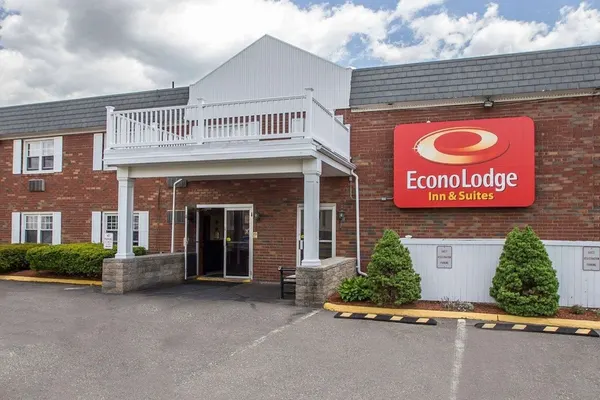 Photo 1 - Econo Lodge Inn & Suites Airport