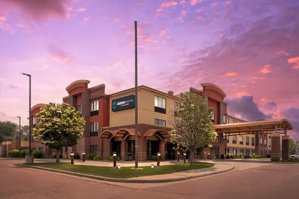 Photo 1 - Clarion Pointe Sioux Falls Airport