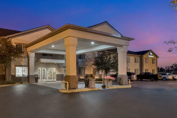 Photo 1 - Best Western Lawrenceburg Inn