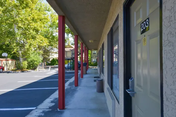 Photo 1 - Atascadero Inn