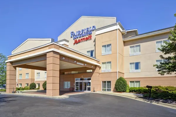 Photo 1 - Fairfield Inn & Suites by Marriott Birmingham Fultondale/I65