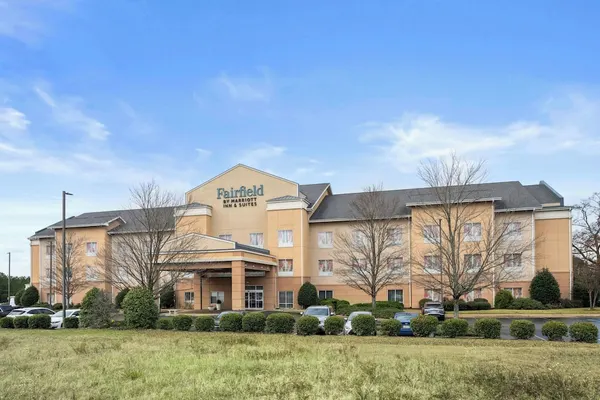 Photo 1 - Fairfield Inn & Suites by Marriott Birmingham Fultondale/I65