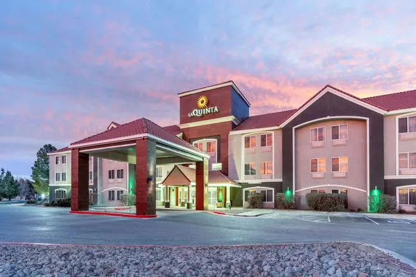 Photo 1 - La Quinta Inn & Suites by Wyndham Roswell